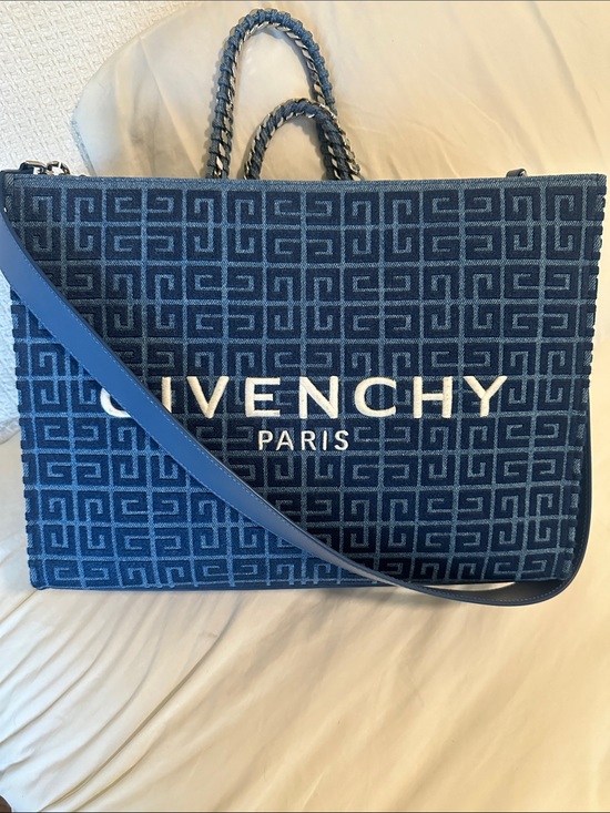 Givenchy Handbags - GIVENCHY G Tote Bag Medium in 4G Logo Denim with Chain Handle 💙